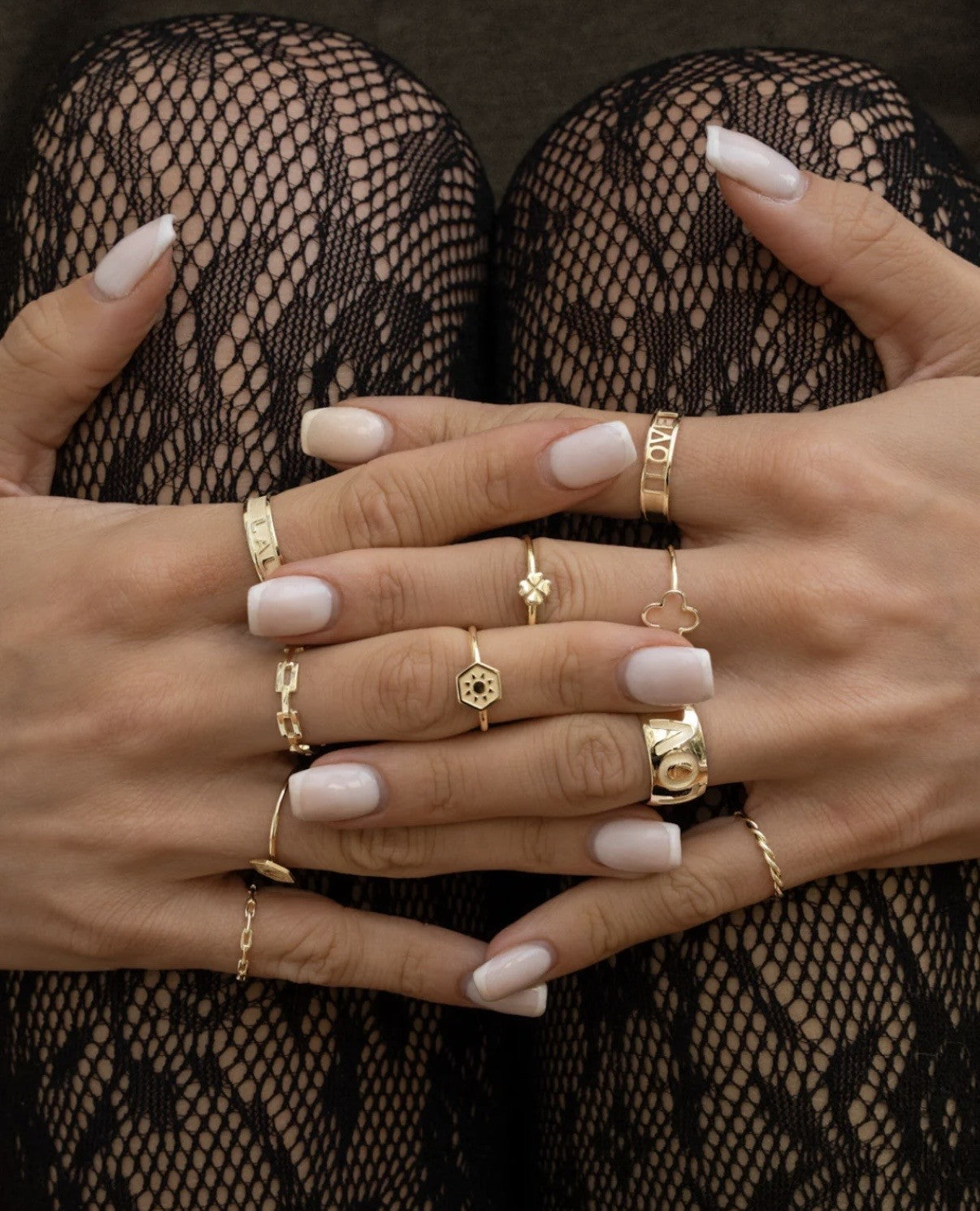 gouden gegraveerde ringen